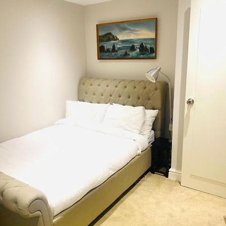 Large Self-Contained Cozy Studio Londra Dış mekan fotoğraf